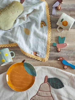 Niños Bloomingville Mini Ganchos de pared de madera Lewi, 3 uds.