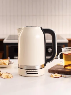 KitchenAid Hervidor Almond, 1,7 L^ Hervidores Eléctricos