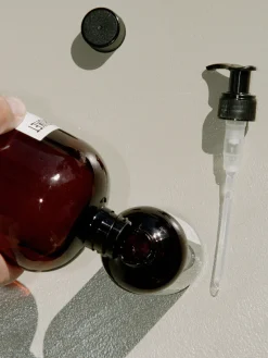 L:A Bruket Jabón de manos y cuerpo Anya