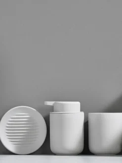 Zone Denmark Jabonera con superficie suave al tacto Ume^ Dispensador De Jabón Y Jaboneras|Jarrones