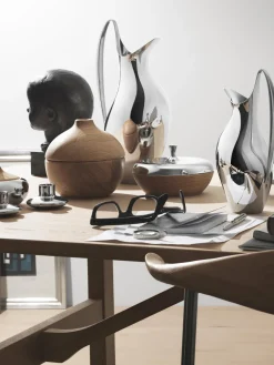 GEORG JENSEN Jarra de acero inoxidable Henning Koppel, 1,9 L