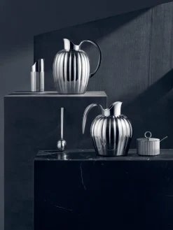 GEORG JENSEN Jarra termo de acero inoxidable con relieves Bernadotte, 1 L