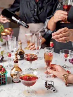 Libro ilustrado Italy by Ingredient^ Libros Decorativos|Jarrones