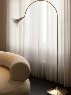 Nuura Lámpara arco grande Petalii^ Lámparas De Pie|Lámparas De Techo