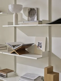 New Works Lámpara de mesa de mármol Kizu, tamaños diferentes