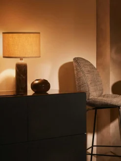 GUBI Lámpara de mesa grande regulable con base de mármol Gravity, tamaños diferentes