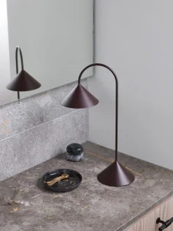 Frandsen Lámpara de mesa LED para exterior regulable Grasp, pórtatil