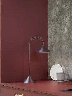 Frandsen Lámpara de mesa LED para exterior regulable Grasp, pórtatil