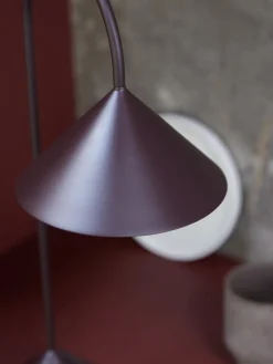 Frandsen Lámpara de mesa LED para exterior regulable Grasp, pórtatil