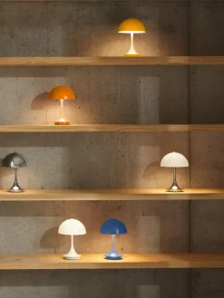 Louis Poulsen Lámpara de mesa LED regulable Panthella de diseño Verner Panton, 24 cm, portátil