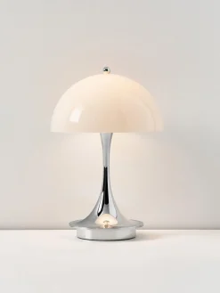 Louis Poulsen Lámpara de mesa LED regulable Panthella de diseño Verner Panton, 24 cm, portátil