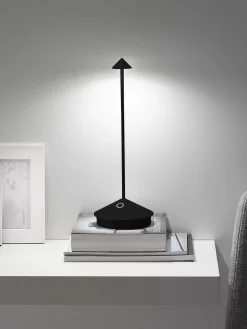 Zafferano Lámpara de mesa LED regulable pequeña Pina Pro, portátil^ Lámparas De Mesa De Exterior|Lámparas De Techo