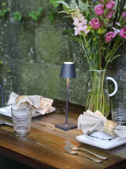 Zafferano Lámpara de mesa LED regulable Poldina, portátil