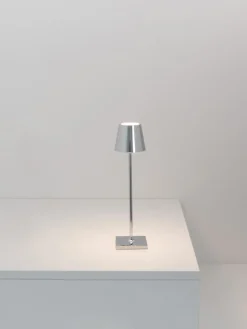 Zafferano Lámpara de mesa LED regulable Poldina, portátil