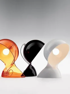 Artemide Lámpara de mesa pequeña artesanal Dalù