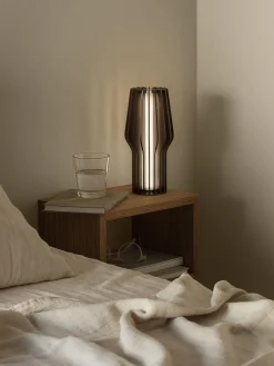 Eva Solo Lámpara de mesa pequeña LED regulable Radiant, portátil^ Lámparas De Mesa|Lámparas De Techo