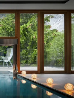 Kartell Lámpara de mesa pequeña LED regulable Mini Planet, portátil^ Lámparas De Mesa|Lámparas De Techo