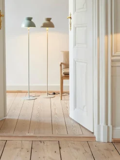 Frandsen Lámpara de pie pequeña Butterfly^ Lámparas De Pie|Lámparas De Techo