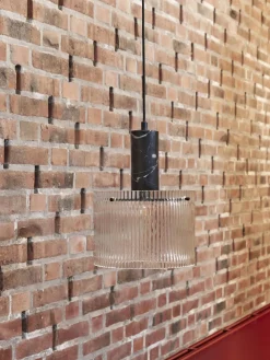 Hübsch Lámpara de techo acanalada Revolve