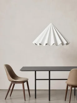 Audo Copenhagen Lámpara de techo grande Dancing, Ø 95 cm