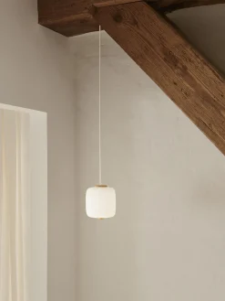 Carl Hansen & Søn Lámpara de techo pequeña de vidrio opalino soplado EK61^ Lámparas De Techo|Lámparas De Techo