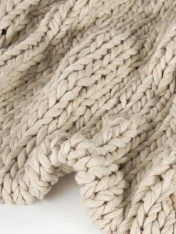 Westwing Collection Manta artesanal de punto grueso Adyna