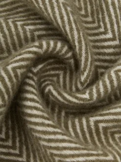 Manta de lana con estampado de espiga y flecos Tirol-Mona^ Mantas