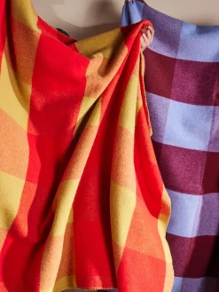 byon Manta de lana merino Embrace