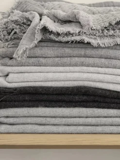 blomus Manta de lana merino Sharkskin