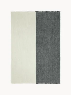 Ferm Living Manta de lino artesanal con flecos Pila