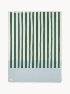 Noo.ma Manta Onu^ Mantas