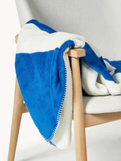 Noo.ma Manta Tul^ Mantas