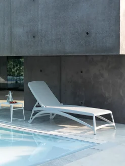 Nardi Mesa auxiliar de jardín Pop