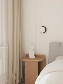 Gejst Mesa auxiliar de madera de roble Ismo^ Mesas Auxiliares