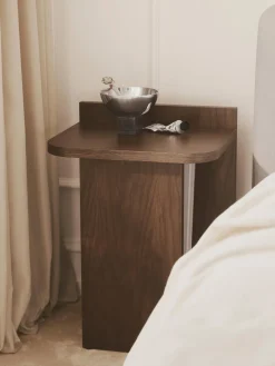 Gejst Mesa auxiliar de madera de roble Ismo^ Mesas Auxiliares