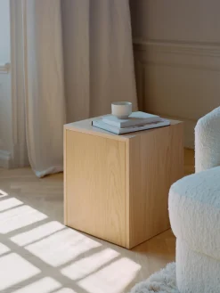 New Works Mesa auxiliar de madera Mass^ Mesas Auxiliares