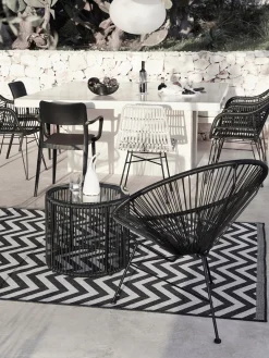 Westwing Collection Mesa auxiliar redonda de plástico con aspecto de mimbre Bahia