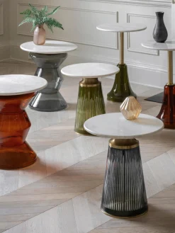 Mesa auxiliar redonda de vidrio soplado con tablero de mármol Turin