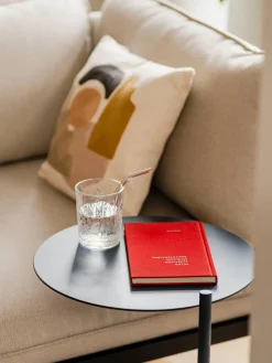 Noo.ma Mesa auxiliar redonda de metal Ande^ Mesas Auxiliares