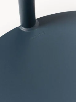 Noo.ma Mesa auxiliar redonda de metal Ande^ Mesas Auxiliares