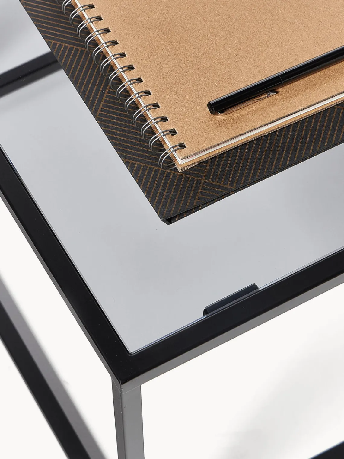 Westwing Collection Mesa de centro con tablero de vidrio Maya