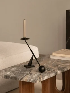 Audo Copenhagen Mesa de centro de mármol Androgyne