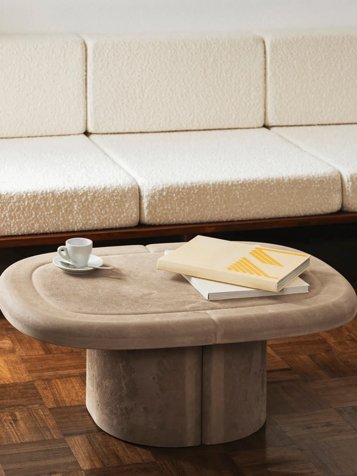 Mater Mesa de centro ovalada Alder