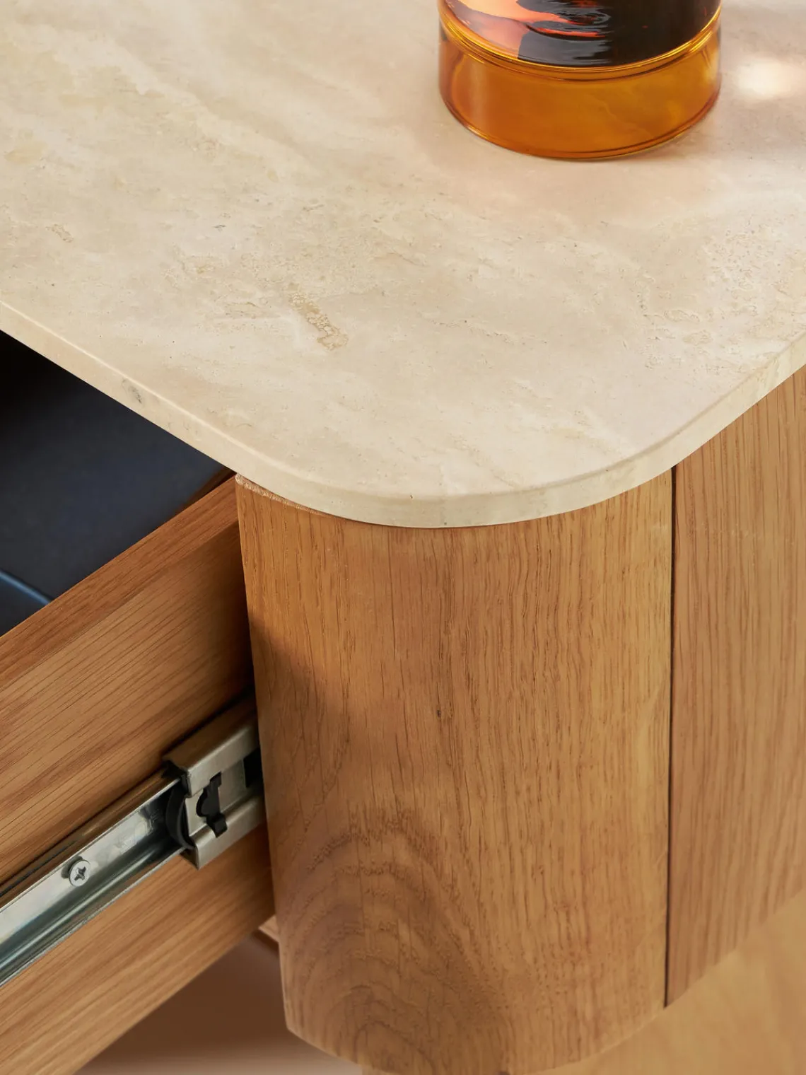 Westwing Collection Mesita de noche de madera con tablero de mármol Zumi^ Mesitas De Noche|Mesitas De Noche