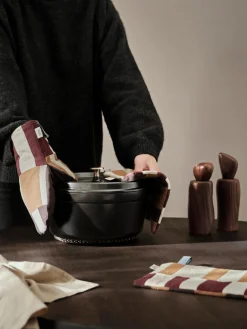 Ferm Living Paños para horno de algodón ecológico Section, 2 uds.