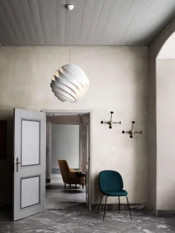 GUBI Perchero de pared de metal Matégot^ Percheros De Pared