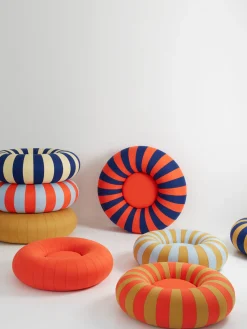 Studio About Puf redondo Float