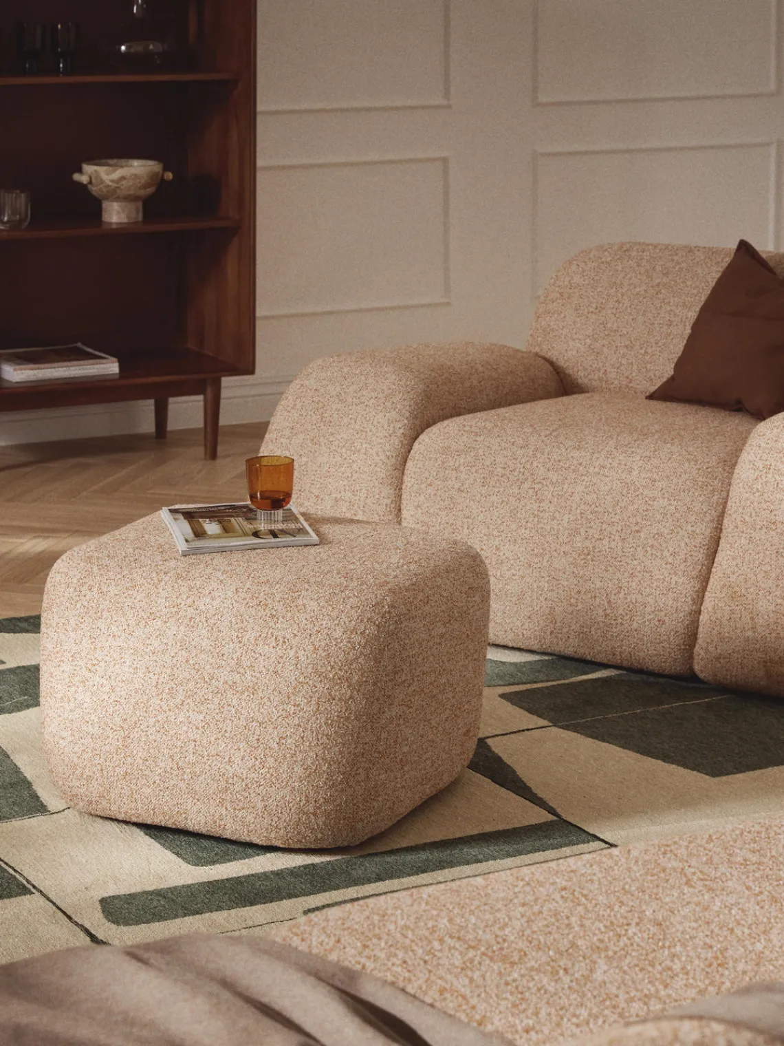 Westwing Collection Reposapiés puf en tejido bouclé Wolke^ Reposapiés|Sofás