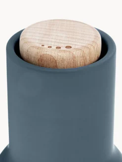 Audo Copenhagen Salero y pimentero de diseño con tapa de haya Bottle Grinder, 2 uds.