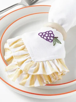 Westwing Collection Servilletas de tela con motivos bordados y volantes Melony, 4 uds.